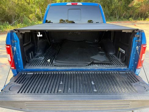 Used 2019 Ford F150 XLT w/ Equipment Group 302A Luxury AWD/4WD image 11