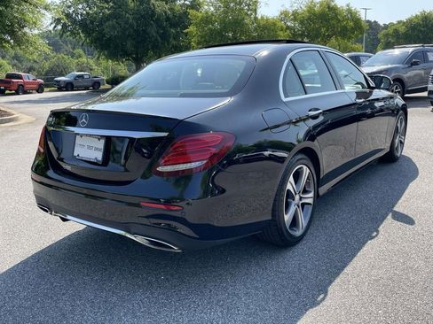 Used 2017 Mercedes-Benz E 300 image 5