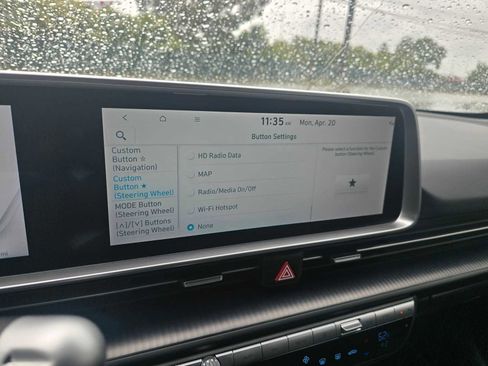 Used 2024 Hyundai Ioniq 6 SE RWD image 27