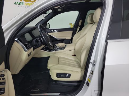 Used 2019 BMW X5 xDrive40i w/ Convenience Package AWD/4WD image 5