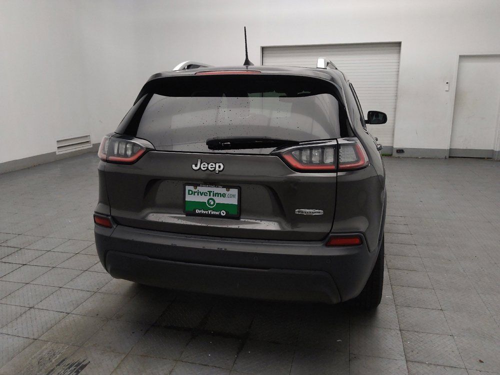 Used 2019 Jeep Cherokee Latitude Plus w/ Comfort/Convenience Group FWD image 7