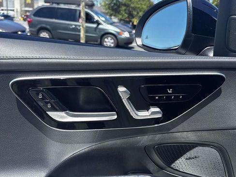 Used 2023 Mercedes-Benz C 300 4MATIC Sedan image 17