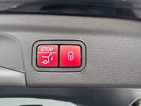 Used 2021 Mercedes-Benz GLE 350 image 22