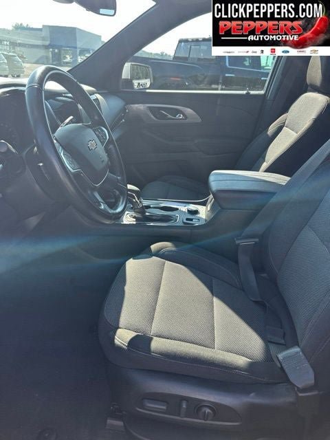 Used 2022 Chevrolet Traverse LT AWD/4WD image 14