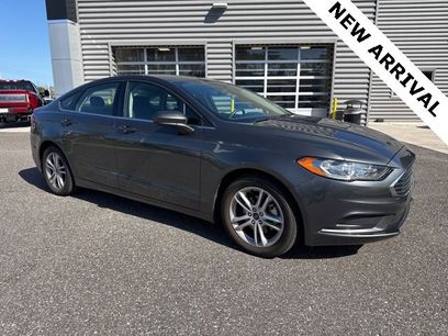 Used 2018 Ford Fusion SE w/ Fusion SE Technology Package