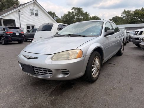 Used 2003 Chrysler Sebring LX FWD image 9