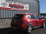 Used 2017 Nissan Rogue SV image 5