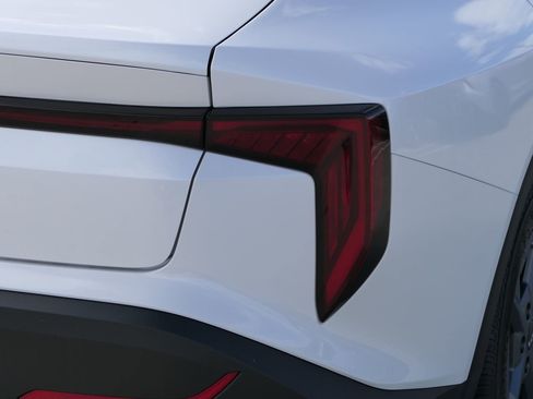 New 2025 Kia K4 LXS image 3