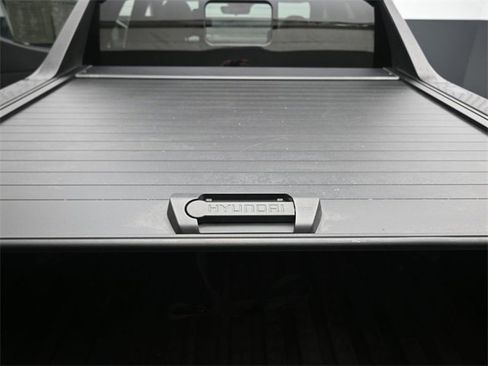 Used 2025 Hyundai Santa Cruz SEL image 14