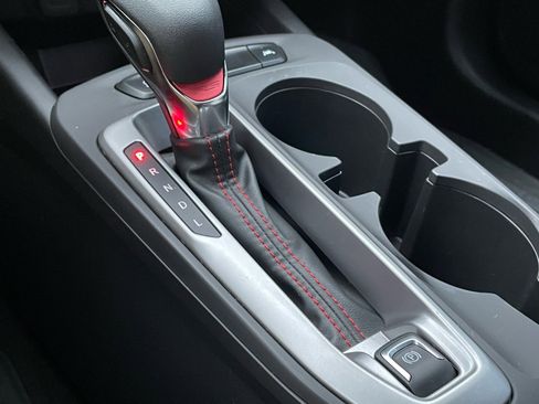 Used 2024 Chevrolet Trax RS image 17