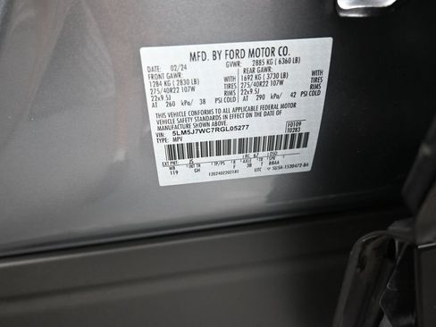 Used 2024 Lincoln Aviator Reserve w/ Equipment Group 201A RWD image 19