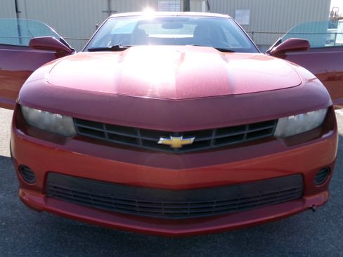 Used 2014 Chevrolet Camaro LS RWD image 5