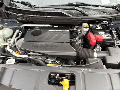 Used 2024 Nissan Rogue SV FWD image 34