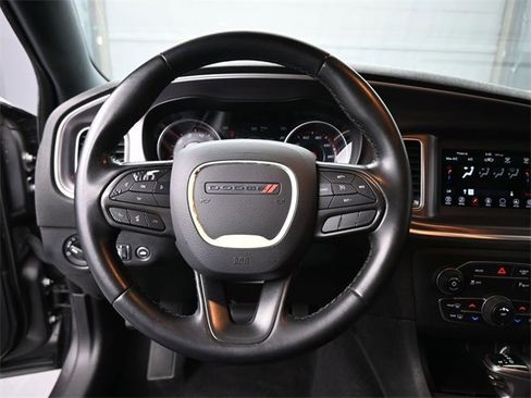 Used 2020 Dodge Charger SXT image 7