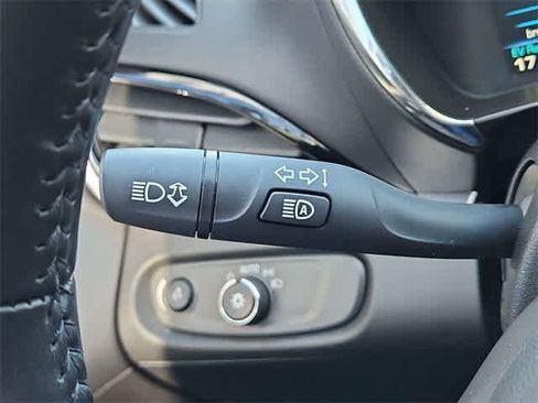 Used 2017 Chevrolet Volt Premier w/ Driver Confidence II Package image 25