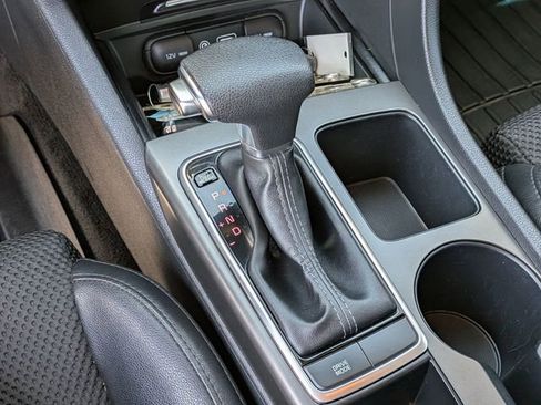 Used 2020 Kia Optima S FWD image 22