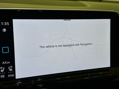 Used 2025 Volkswagen Atlas SE image 22