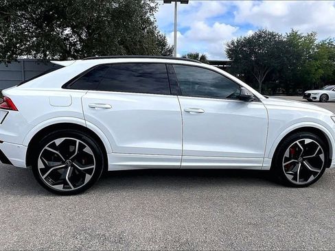 Used 2024 Audi RS Q8 image 8