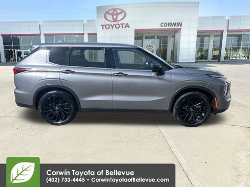 Used 2022 Mitsubishi Outlander SEL Black Edition AWD/4WD image 6