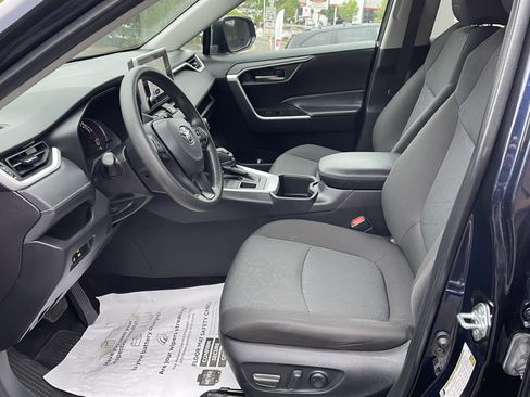Certified 2025 Toyota RAV4 XLE AWD/4WD image 11