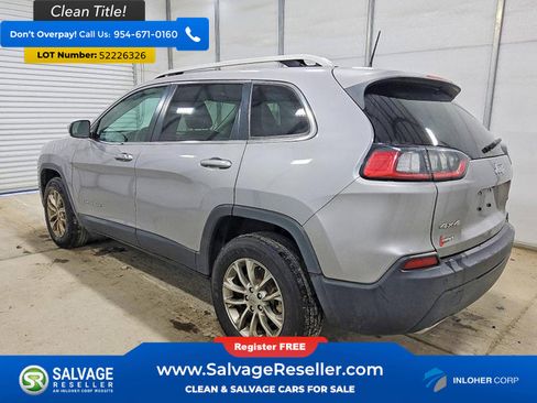 Used 2021 Jeep Cherokee Latitude Lux w/ Comfort/Convenience Group AWD/4WD image 3