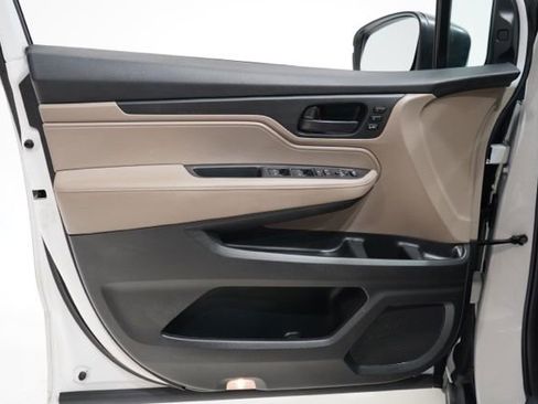 Used 2023 Honda Odyssey EX-L image 19