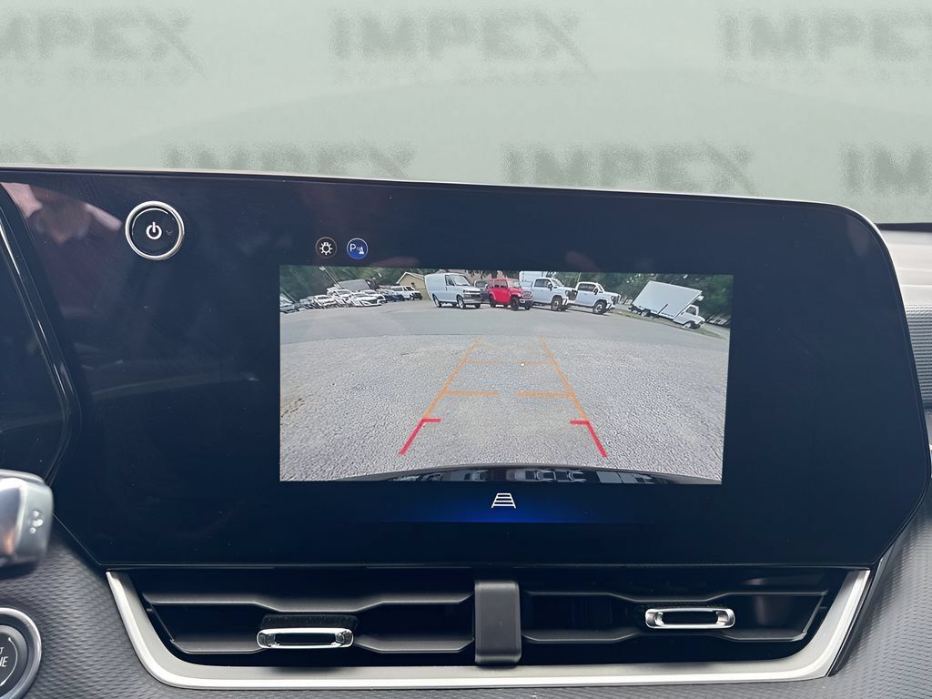 Used 2026 Chevrolet Equinox LT FWD image 20