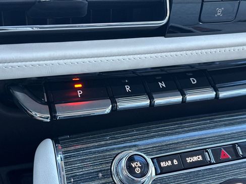 Used 2024 Lincoln Aviator Black Label image 26