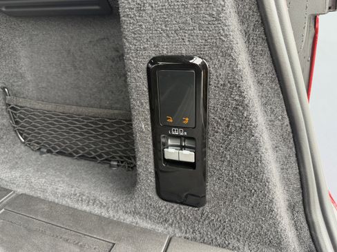 Used 2024 Land Rover Range Rover Sport SE image 24