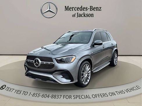 Used 2025 Mercedes-Benz GLE 450e 4MATIC image 4