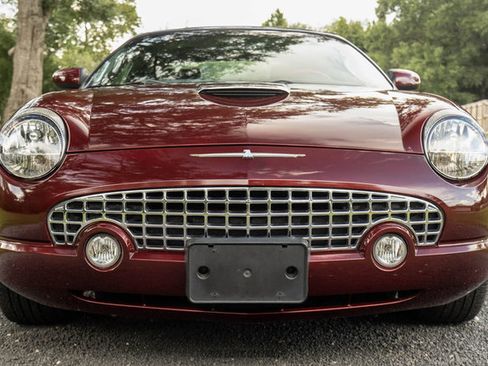 Used 2002 Ford Thunderbird RWD image 13