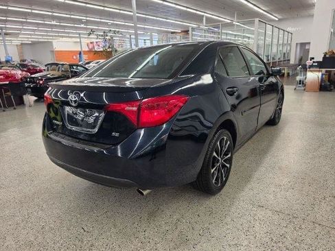 Used 2019 Toyota Corolla SE FWD image 4