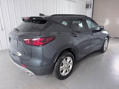 Used 2019 Chevrolet Blazer LT w/ Sound & Technology Package FWD image 5