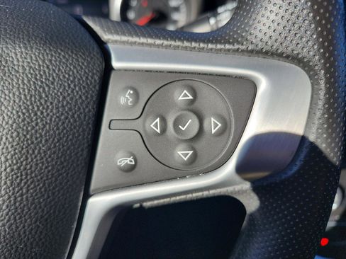 Certified 2023 GMC Terrain SLE image 22