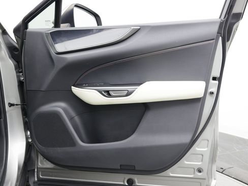 Used 2023 Lexus NX 250 FWD w/ Towing Package (2000 Lbs) image 38