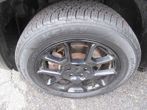Used 2020 Jeep Renegade Altitude FWD image 12