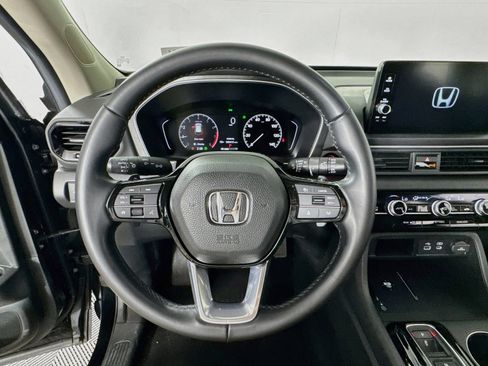 Certified 2025 Honda Pilot EX-L image 13