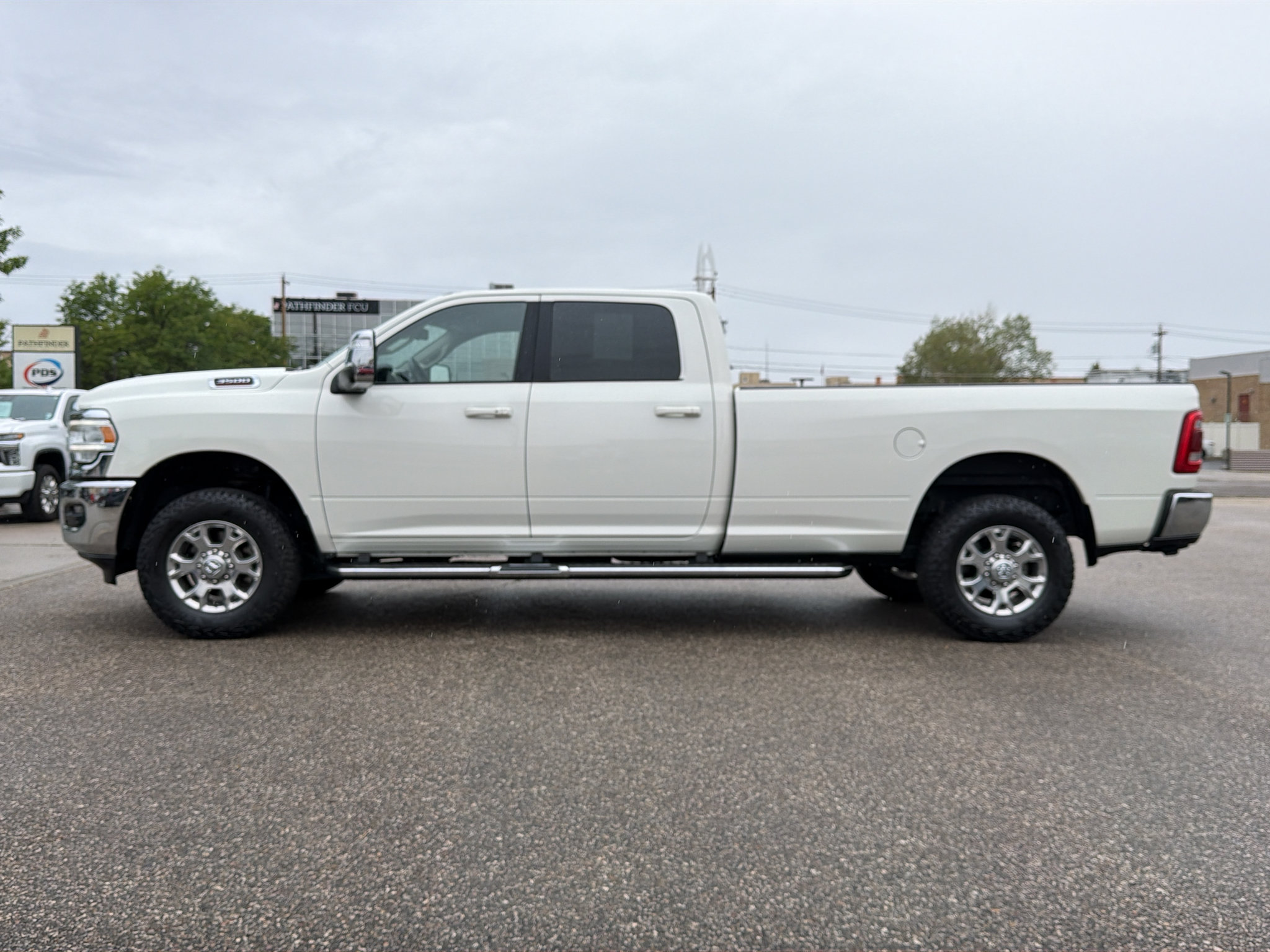 Used 2024 RAM 3500 Laramie w/ Bed Utility Group AWD/4WD image 2