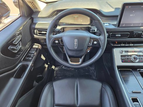 Used 2024 Lincoln Aviator 2WD w/ Premium Package image 15