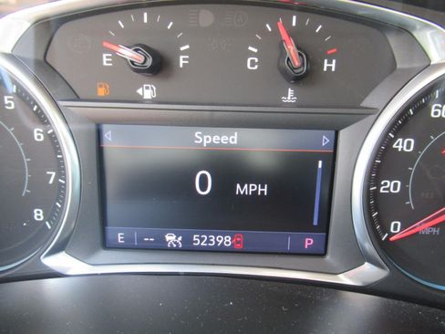 Used 2020 Chevrolet Equinox Premier FWD image 25