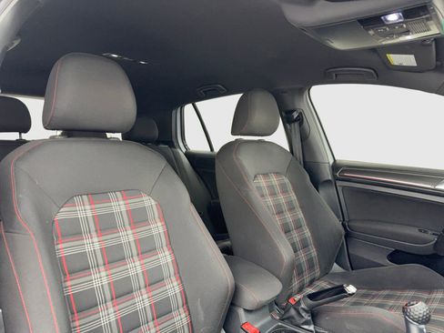 Used 2018 Volkswagen GTI S FWD image 38