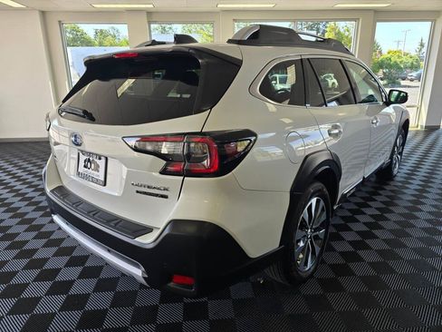Used 2024 Subaru Outback Touring XT AWD/4WD image 3