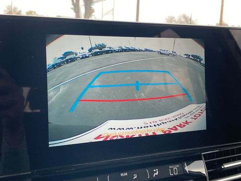 New 2026 Toyota Sienna XLE FWD image 25