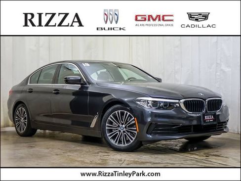 Used 2019 BMW 530e xDrive w/ Premium Package AWD/4WD image 1