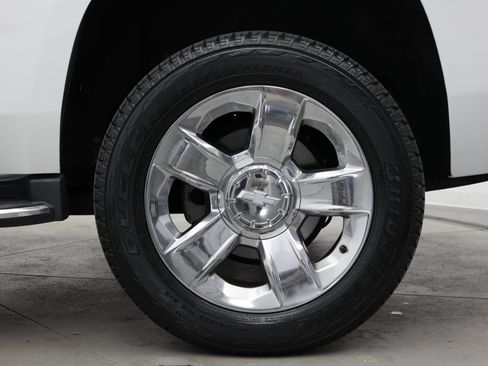 Used 2019 Chevrolet Tahoe Premier RWD image 11