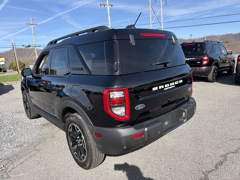 Used 2025 Ford Bronco Sport Outer Banks w/ Outer Banks Tech Package+ AWD/4WD image 8
