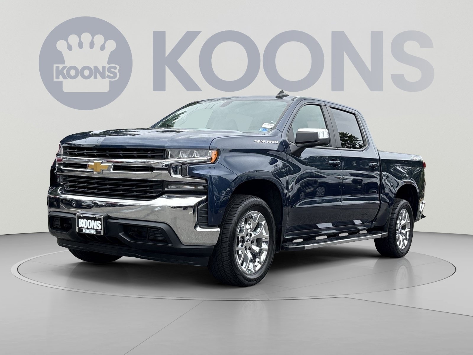 Used 2022 Chevrolet Silverado 1500 LT AWD/4WD image 1