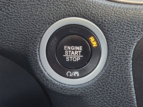 Used 2023 Dodge Charger SXT image 20