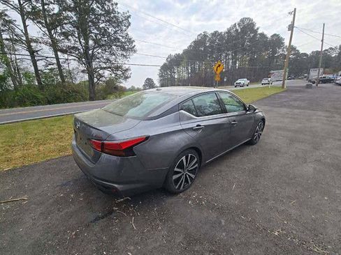 Used 2024 Nissan Altima 2.5 SR image 3