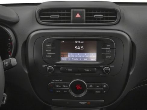 Used 2018 Kia Soul + image 13